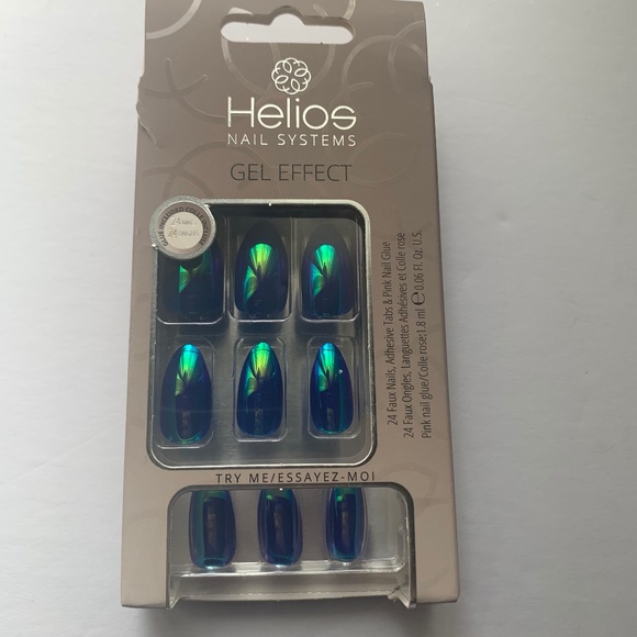 NWT Helios Gel Effect Nail System in Iridescent Blue - Picture 1 of 3